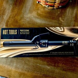 NEW Hot Tools Professional Black Gold 1 1/4” Curling Iron